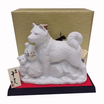 Rượu hình con chó trắng Sake Hachiko 2018 720ml của Nhật Bản