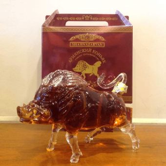 Rượu con heo rừng 2019 - rượu phong thủy của Nga 1000ml