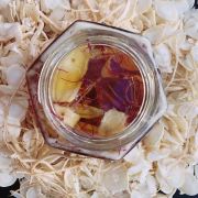 Sâm mật ong Saffron Mama Chuê 500g của Hàn Quốc