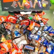 Socola tổng hợp Mega Mix 116 Pieces 1,6kg của Úc